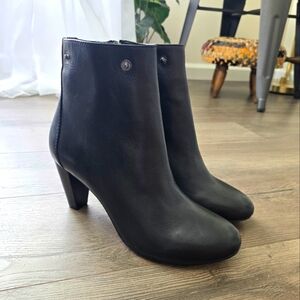 Lisa Lecroy Leather Heel Booties Black Zipper Ladies Size 8.5 Designed In Italy